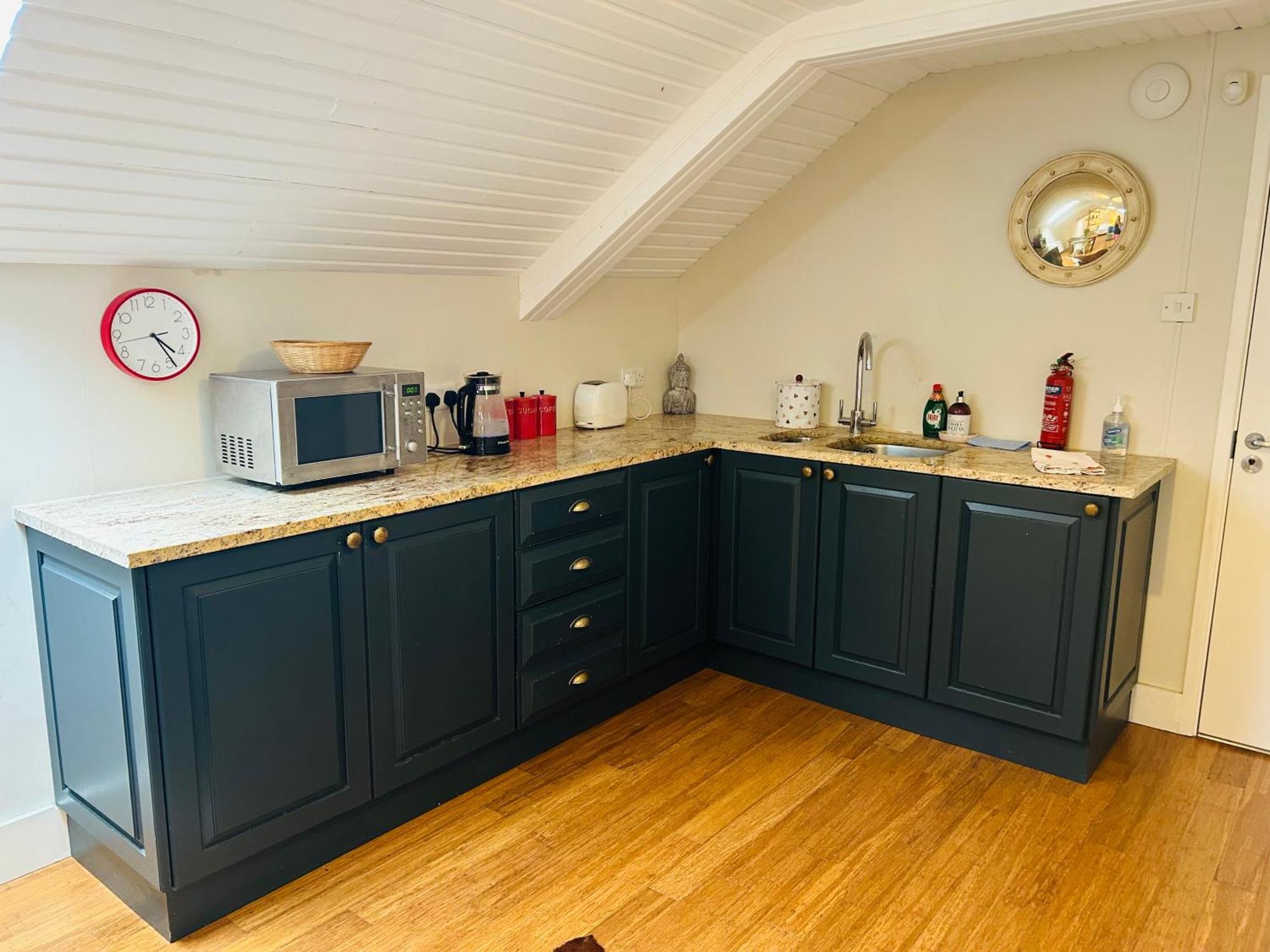 Glastonbury Festival En-Suite Studio With Kitchenette - 2 Miles To Site Esterno foto